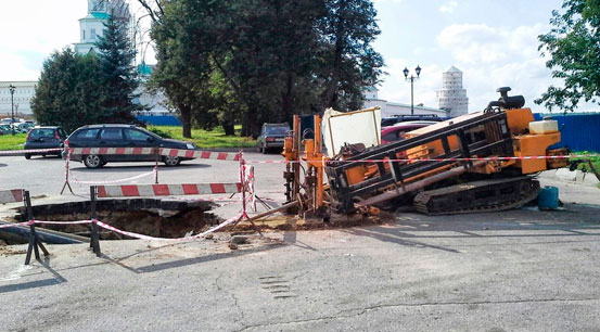 ГНБ прокол по дорогой в городе